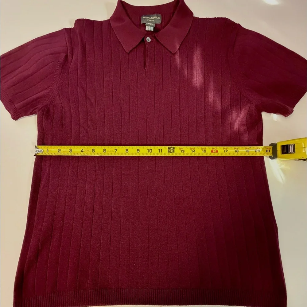 Banana Republic Men's Short Sleeve Polo in Burgundy